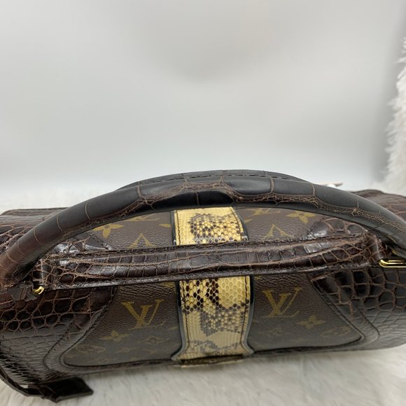 ❌SOLD❌ Louis Vuitton Alligator Monogramissime bag - Picture 6 of 15